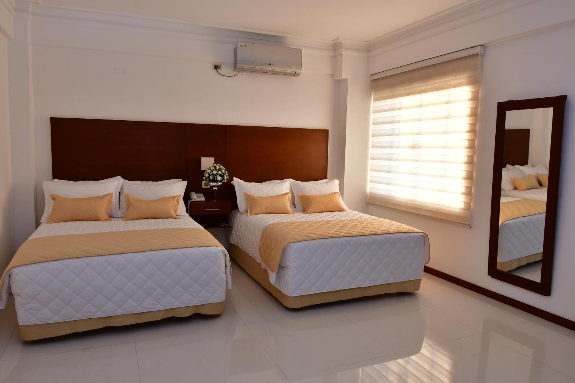 Prince Hotel سانتا كروز دي لا سي المظهر الخارجي الصورة